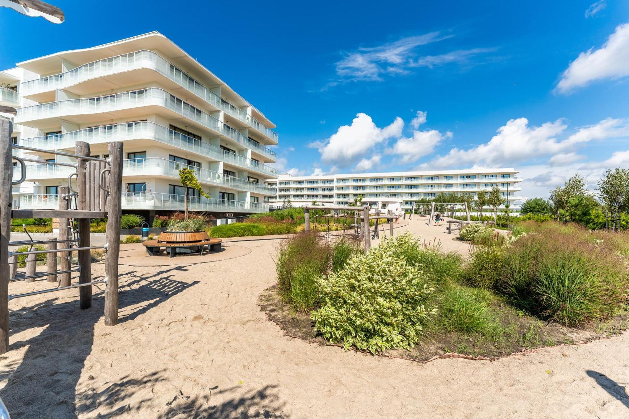 Apartamenty Lighthouse - Polanki Aqua - Blue Kolobrzeg Bagian luar foto